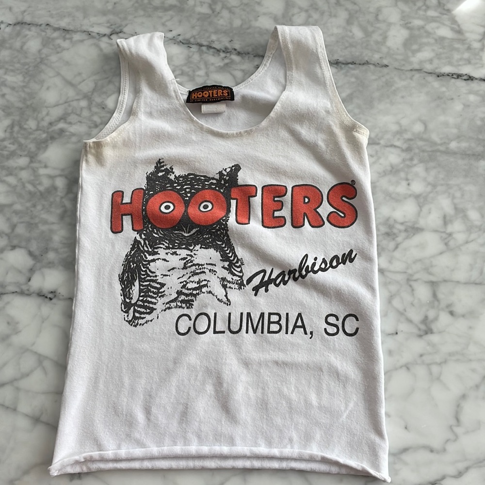 Hooters Columbia South Carolina Harbison tank top